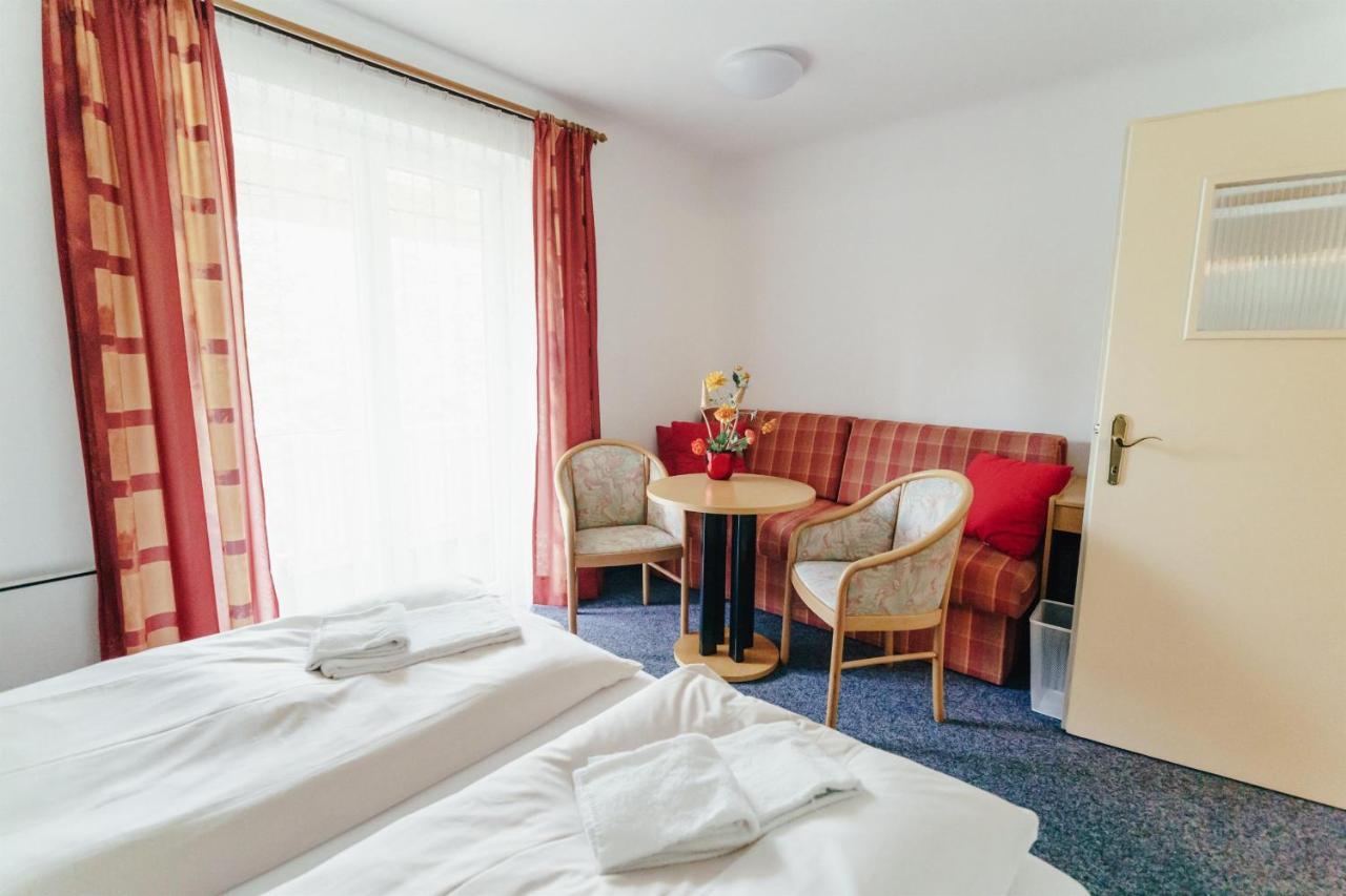 Gaestehaus Frank Hotel Velden am Wörthersee Buitenkant foto