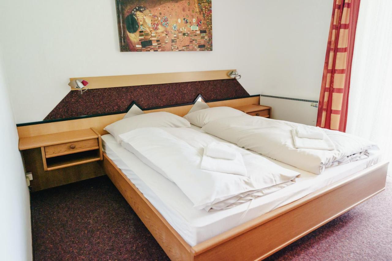 Gaestehaus Frank Hotel Velden am Wörthersee Buitenkant foto