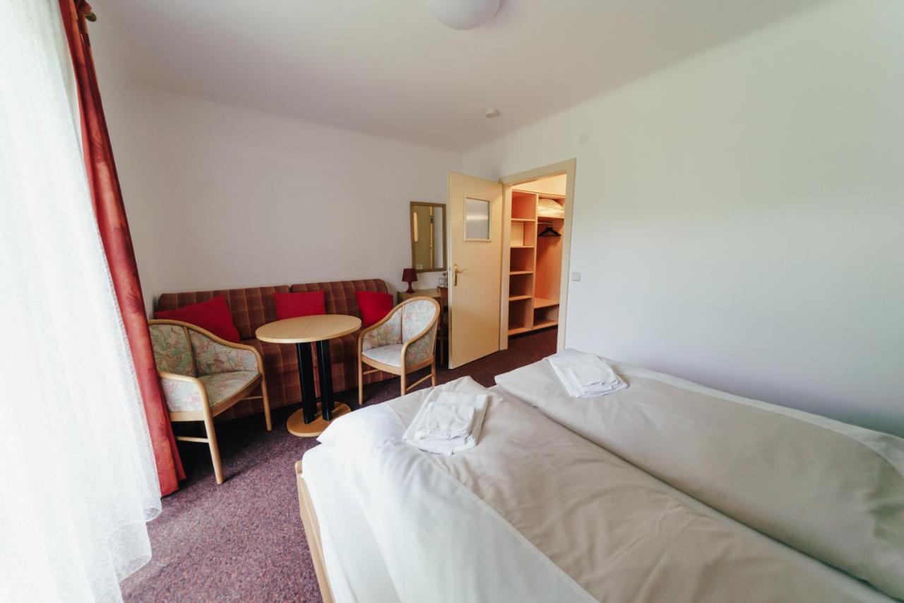 Gaestehaus Frank Hotel Velden am Wörthersee Buitenkant foto