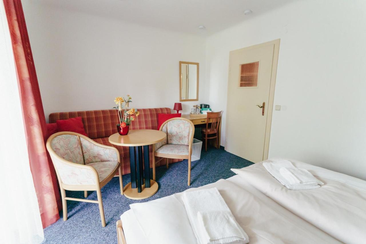 Gaestehaus Frank Hotel Velden am Wörthersee Buitenkant foto