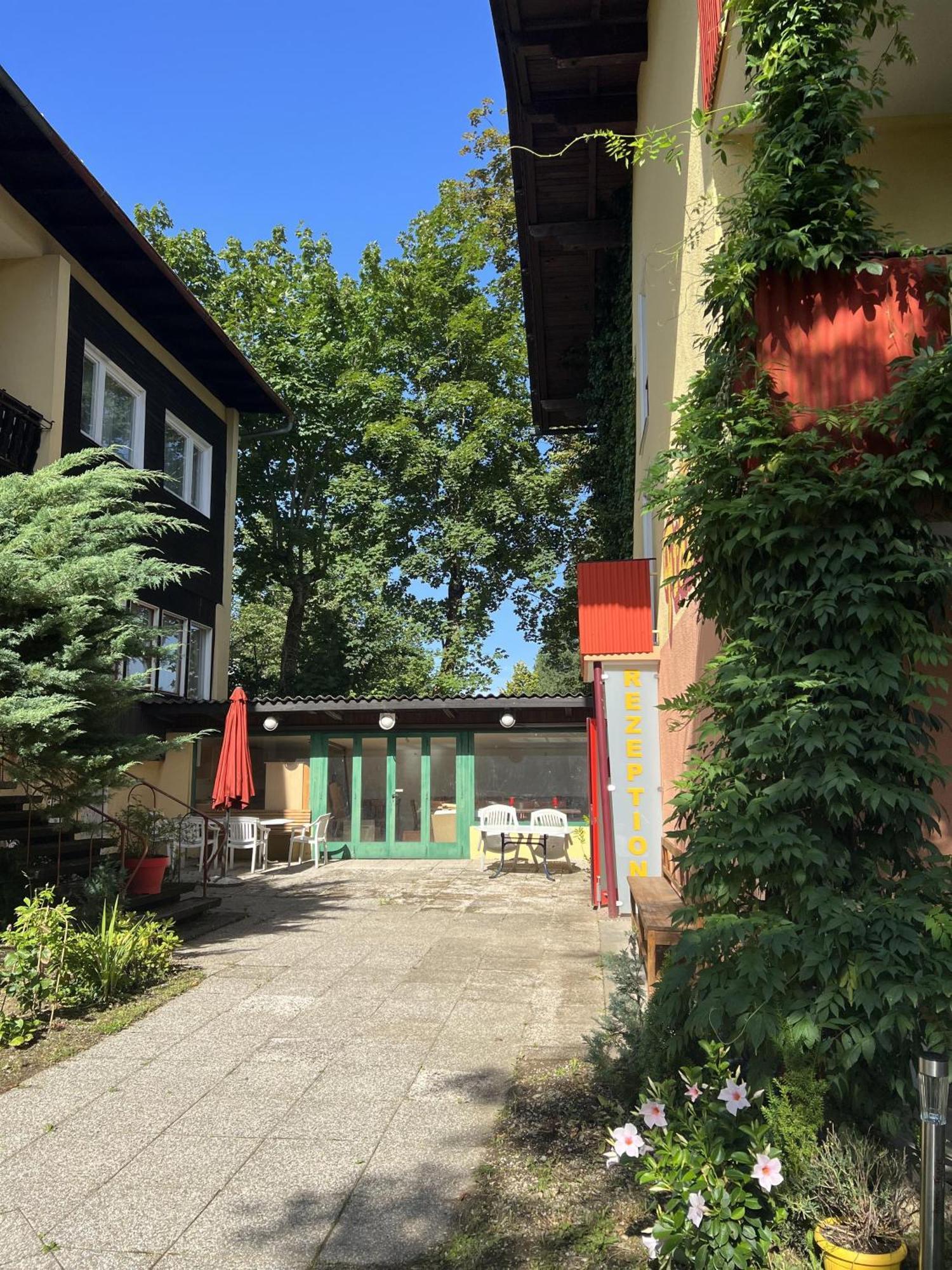 Gaestehaus Frank Hotel Velden am Wörthersee Buitenkant foto